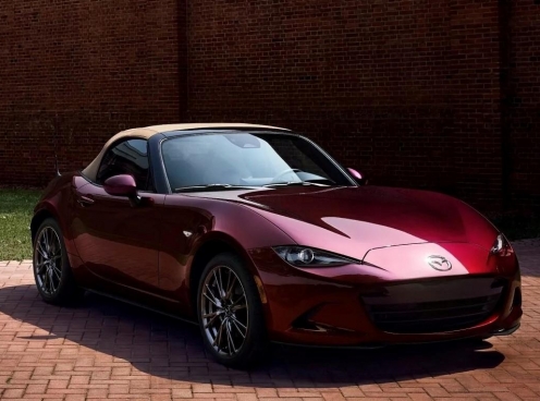 Mazda giới thiệu MX-5 Miata 35th Anniversary Edition 2025 với số lượng giới hạn chỉ 300 chiếc