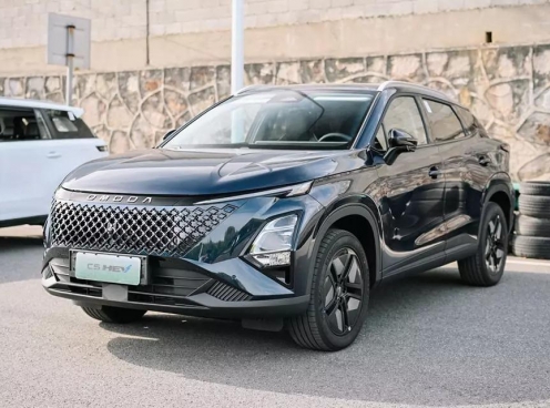 Chiêm ngưỡng Omoda C5 HEV mới trình làng, chạy tối đa 930 km với 1 bình xăng