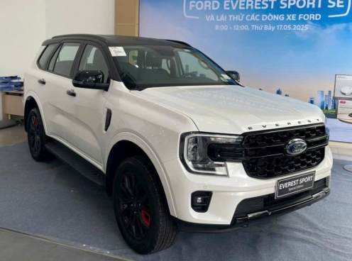 Cận cảnh Ford Everest Sport Special Edition tại đại lý, giá gần 1,2 tỷ đồng