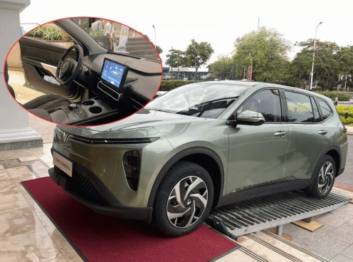 Hé lộ nội thất thực tế của VinFast Limo Green, nhiều chi tiết gợi nhớ đến VF 3, VF 5