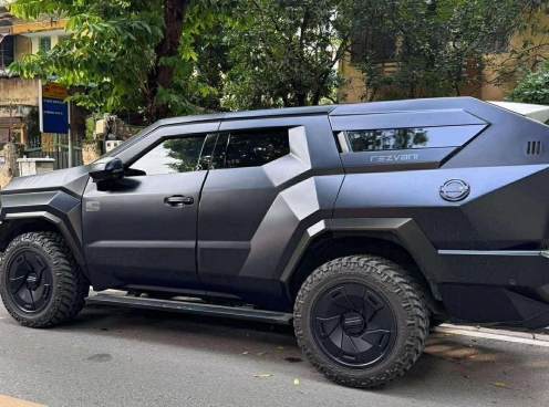 SUV chống đạn Rezvani Vengeance bất ngờ xuất hiện tại Hà Nội: Ngoại hình hầm hố, giá ngang siêu xe