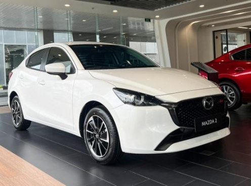 Mazda2 giảm giá mạnh đầu tháng 7: Chỉ còn hơn 400 triệu đồng, rẻ hơn cả xe hạng A