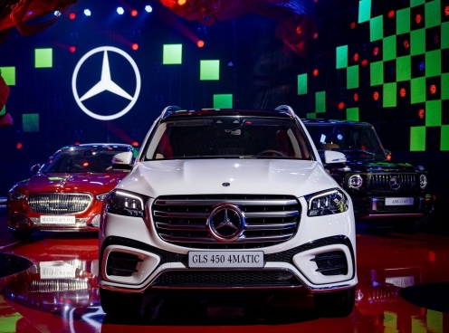 Mercedes-Benz GLS 450 2025 cập bến Việt Nam: Nâng cấp công nghệ, giá 5,689 tỷ đồng đấu BMW X7
