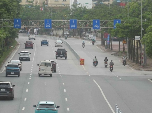 Hà Nội chính thức phân làn tuyến Võ Chí Công từ 9/7: Lái xe cần tránh những lỗi dễ bị phạt