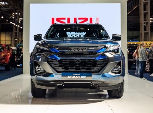 Isuzu D-Max bản điện mở đặt hàng tại Anh: Giá gấp rưỡi bản máy dầu, chạy tối đa chỉ 263 km/sạc