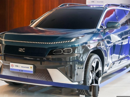 Xe điện nội địa của Indonesia trình làng: Thiết kế kết hợp bản sắc địa phương với tiêu chuẩn quốc tế