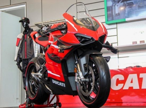 Ducati tìm nhà phân phối mới tại Việt Nam: Showroom hết xe, tạm dừng bán hàng