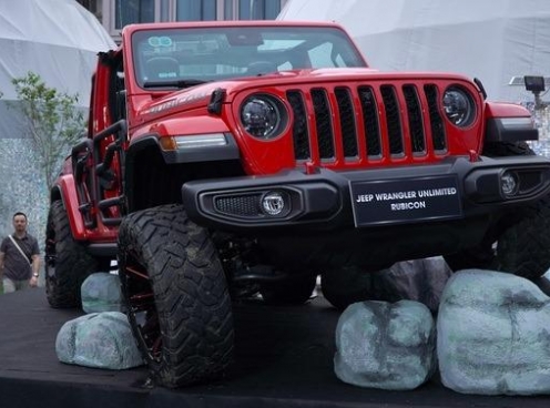 Chiêm ngưỡng chiếc Jeep Wrangler Unlimited Rubicon hàng 'độc' tại Việt Nam, giá gần 3,4 tỷ đồng