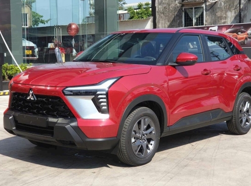 Mitsubishi Xforce bản tiêu chuẩn nhận ưu đãi 'khủng', gây sức ép lên Yaris Cross, Creta