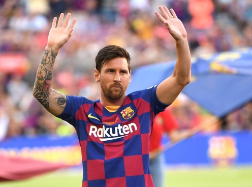 Đội trưởng Barca mời gọi Lionel Messi trở lại Camp Nou
