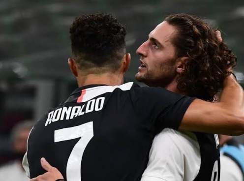 Chuyển nhượng MU 9/8: Đón 'tiền vệ tài hoa' từ Juventus, Ronaldo chốt tương lai