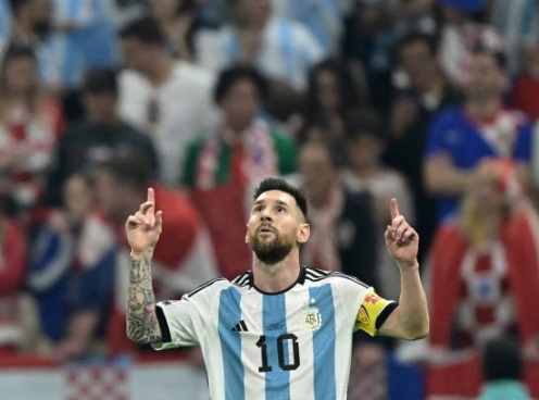 Video bàn thắng Argentina 3-0 Croatia: Messi rực sáng, thẳng tiến chung kết