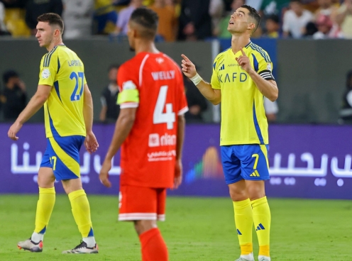 Trực tiếp Al Nassr 1-0 Al Wehda: Ronaldo lập công