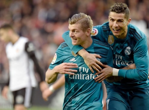 Toni Kroos nói thẳng: 'Ghi bàn là một cơn nghiện với Ronaldo'