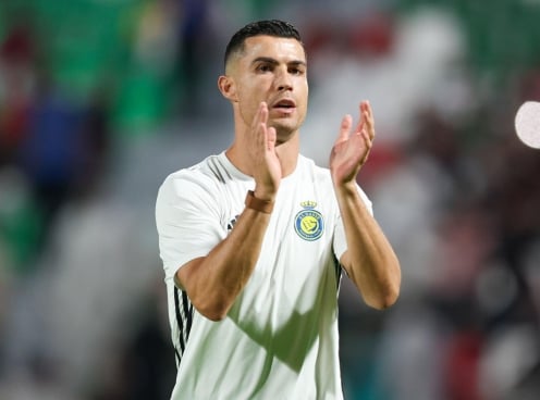 Ronaldo yêu cầu Al Nassr xuống tiền chiêu mộ 'máy kiến tạo'