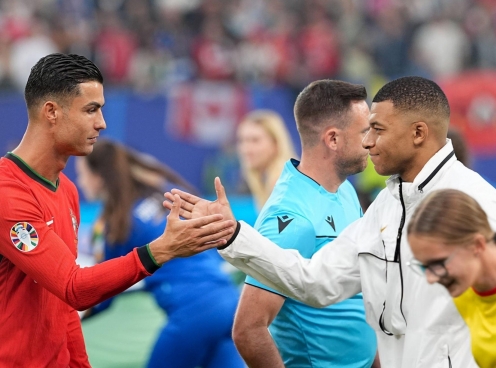 Chuyên gia chỉ điều Mbappe cần làm để 'nối gót' Ronaldo