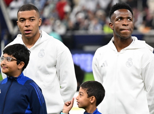 Vinicius tuyên bố bất ngờ về quan hệ với Mbappe