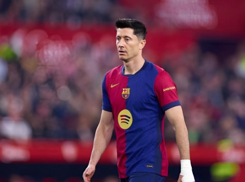 Lewandowski có động thái mới tại Barca