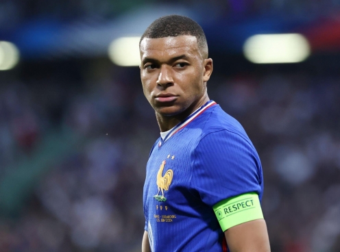 CHÍNH THỨC: Mbappe tái xuất tuyển Pháp sau 6 tháng