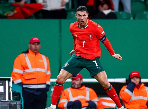 Ronaldo trượt pen, Bồ Đào Nha vẫn vào bán kết Nations League