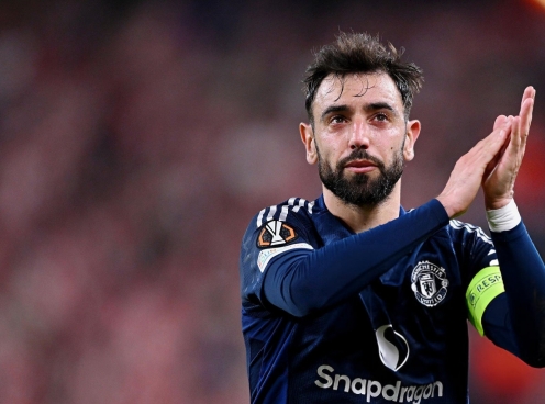 Bruno Fernandes đi vào lịch sử Europa League