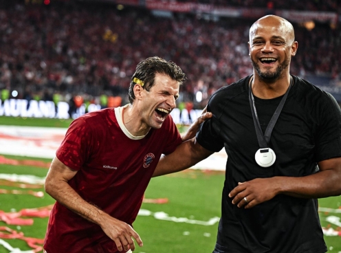 Không phải Kane, HLV Bayern ca ngợi một cầu thủ trong ngày vô địch