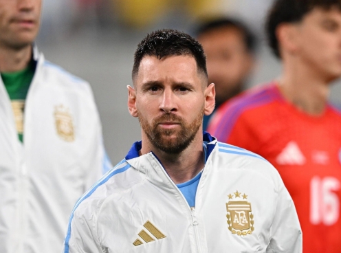 Messi làm từ thiện theo cách đặc biệt