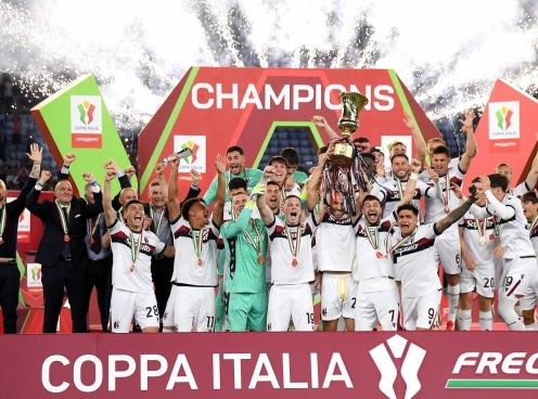 Thắng tối thiểu, Bologna hạ Milan vô địch Coppa Italia