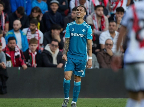 Antony nhận tin không thể buồn hơn tại Real Betis