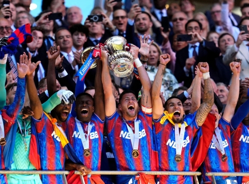 Hạ Man City, Crystal Palace tạo lịch sử sau 120 năm