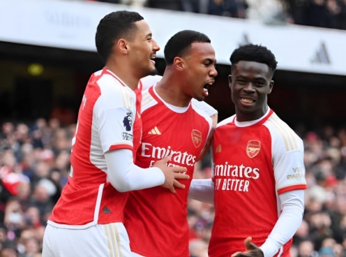 Quyết tâm vô địch, Arsenal 'trói chân' 3 trụ cột