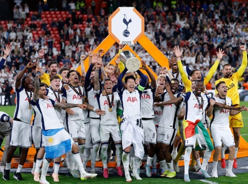 Hạ MU, Tottenham vô địch Europa League mùa 2024/25