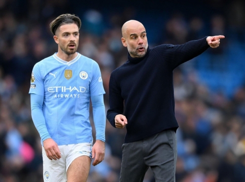 Pep Guardiola 'bóng gió' 1 cầu thủ Man City ra đi