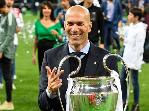Zidane thừa nhận muốn dẫn dắt 'bến đỗ trong mơ'