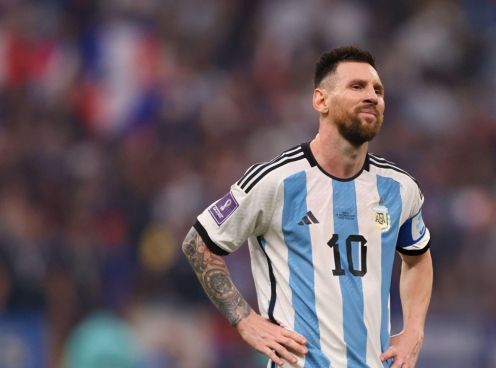 Messi nhận tin không thể buồn hơn tại ĐT Argentina
