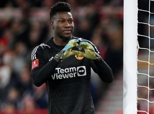 Sau De Gea, 'gã khổng lồ nước Pháp' lại nhắm Onana