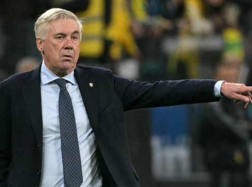 Gạt Ronaldo và Messi, HLV Ancelotti chọn cầu thủ xuất sắc nhất