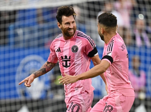 Messi lập cú đúp, Inter Miami thắng tưng bừng Montreal