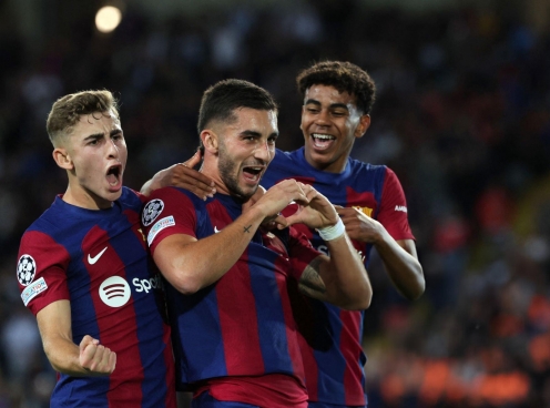 Barca cân nhắc chia tay ba ngôi sao
