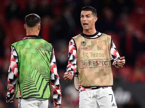 Đàn em thân thiết từ chối tái ngộ Ronaldo tại Al Nassr