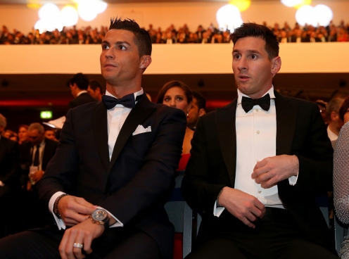 Ronaldo và Messi bầu cho ai giành Quả bóng vàng và FIFA The Best?