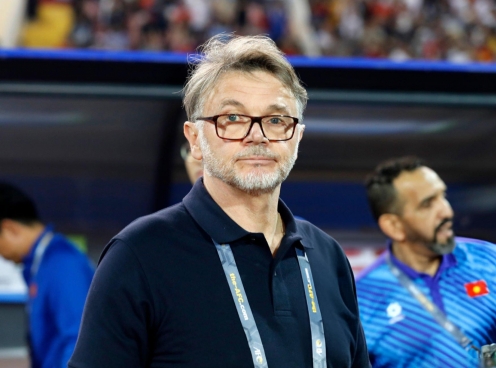 HLV Troussier tái xuất sau hơn 1 năm rời Việt Nam?