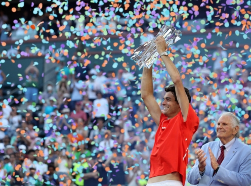 Đả bại Rafael Nadal, Taylor Fritz giành chức vô địch Masters 1000 đầu tiên trong sự nghiệp