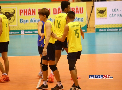 Sao bóng chuyền Thái Lan 'cân team', Hà Tĩnh khởi đầu mĩ mãn