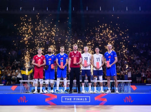 Đội hình tiêu biểu giải bóng chuyền nam VNL 2022: Dàn nam thần Pháp 'áp đảo'