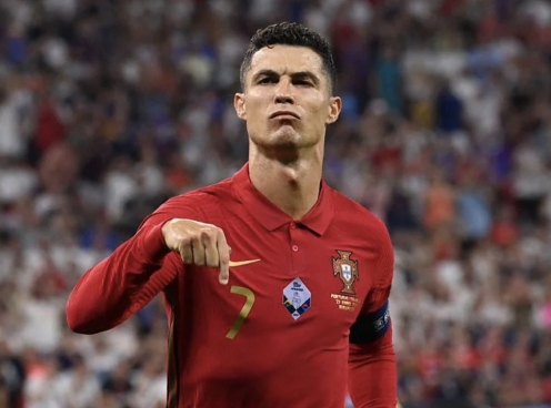 Ronaldo là cây săn bàn xuất sắc nhất lịch sử bóng đá thế giới