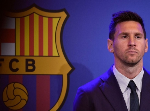 Messi chính thức chốt khả năng trở lại Barca trong tương lai