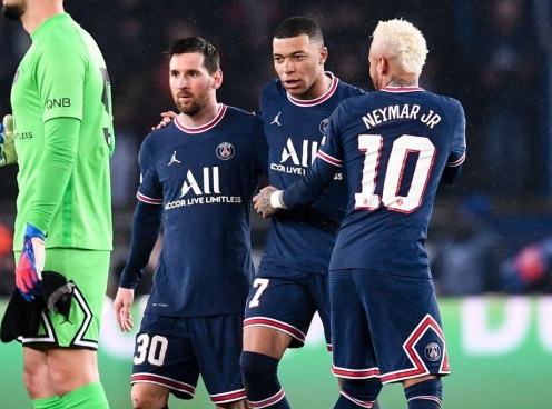 Messi kiến tạo 'không tưởng' giúp Mbappe phá lưới đối thủ
