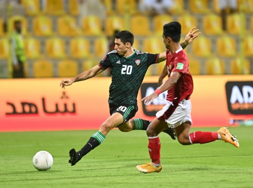 HLV UAE cảnh báo học trò trước trận gặp Việt Nam