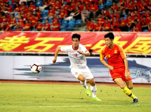 ĐT Trung Quốc vỡ kế hoạch cho trận đấu gặp ĐT Việt Nam